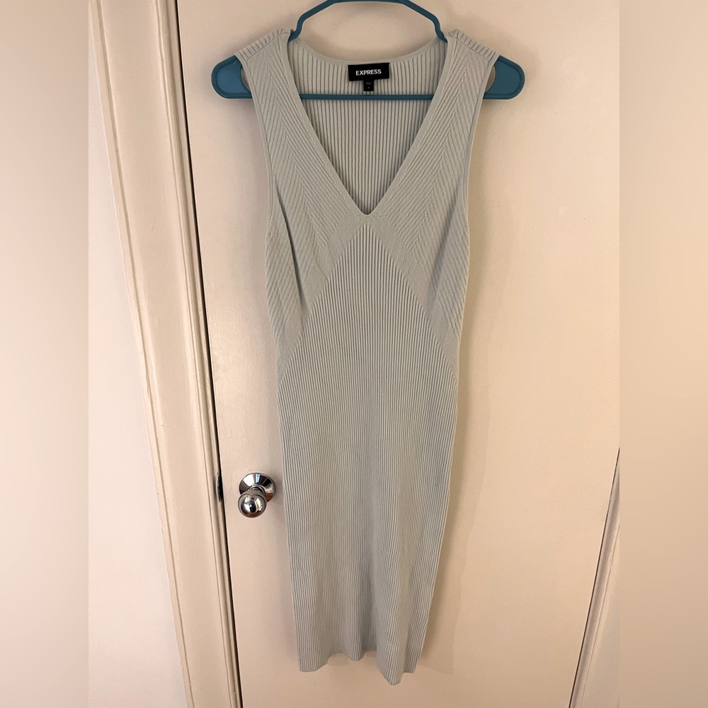 Express sleeveless midi light blue/green dress